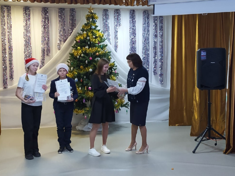 Новогодняя елка для одаренных ребят и активистов школ Удорского района.